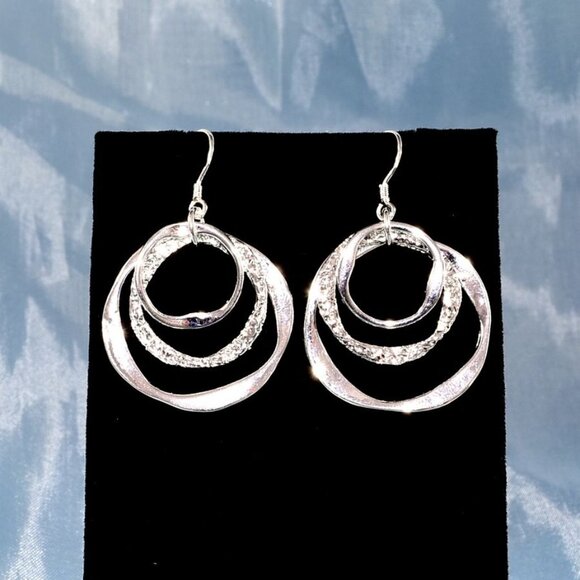 Saviah Lane Silver Abstract Circle Trio Dangle Earrings Gift Packaged - Picture 1 of 9
